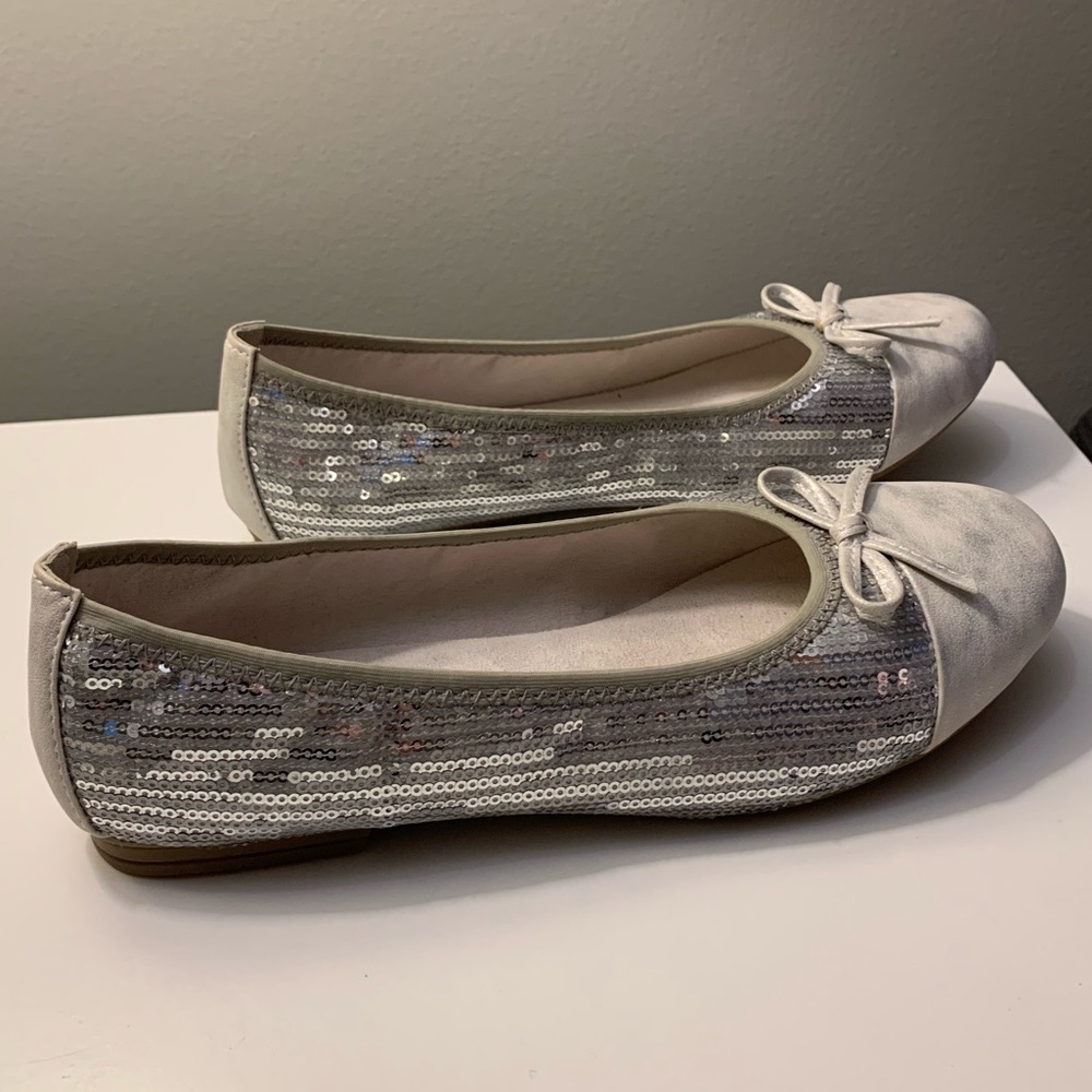 New! Jana Shoes